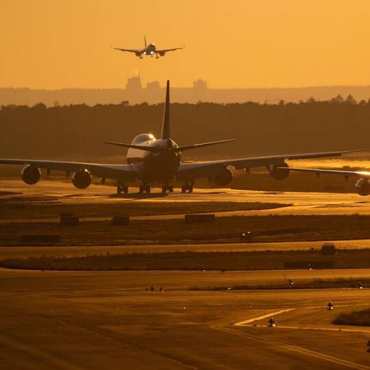 Flughafen in der Abendsonne