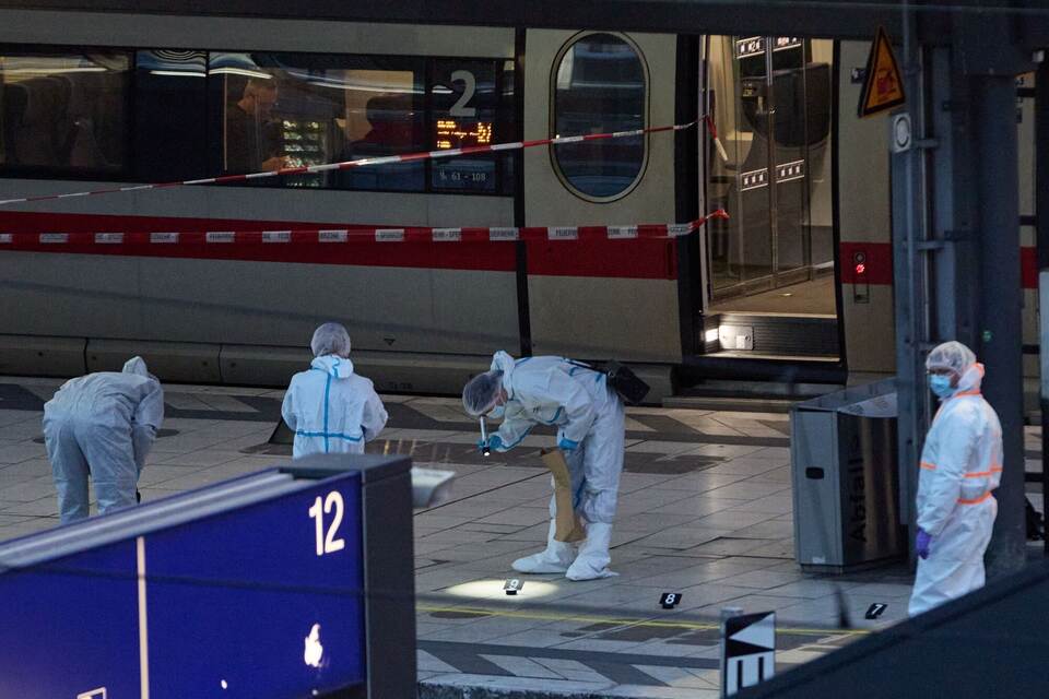 Mehrere Verletzte bei Messerangriff in Hamburg Mehrere Verletzte bei Messerangriff in Hamburg
