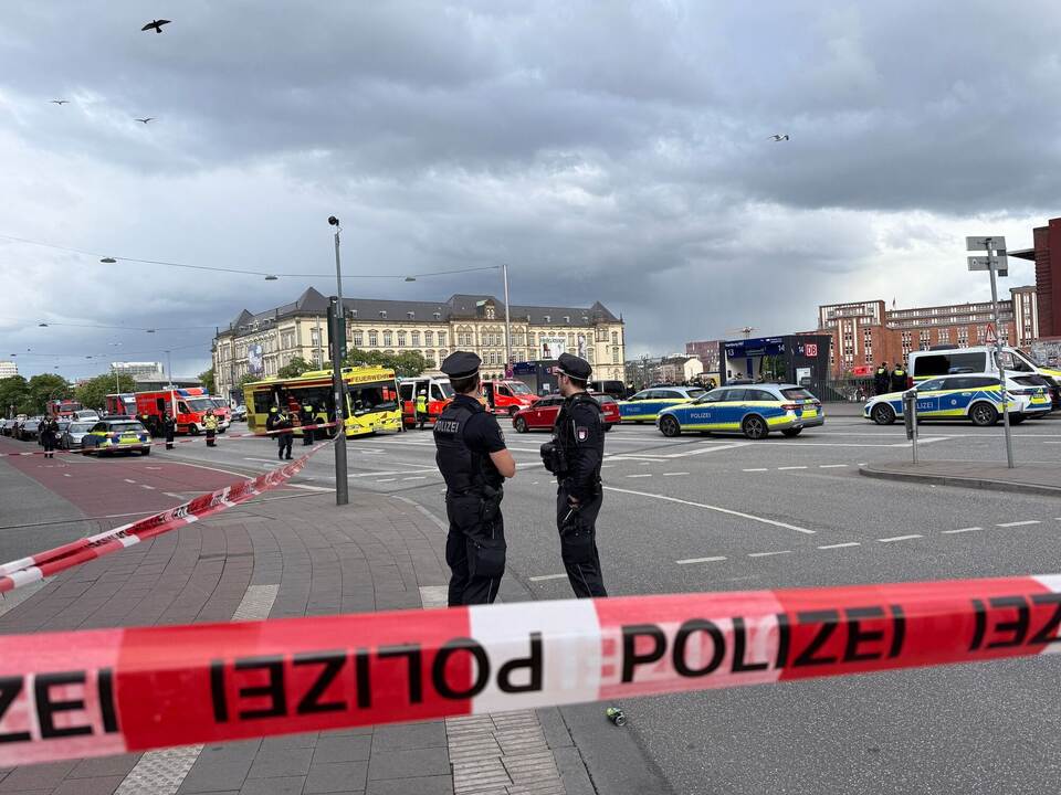 Mehrere Verletzte bei Messerangriff in Hamburg Mehrere Verletzte bei Messerangriff in Hamburg