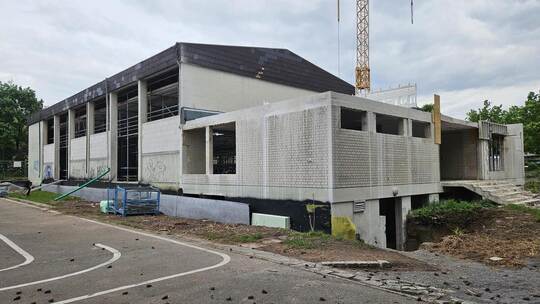 Die Gesamtkosten haben sich auf rund 6,4 Millionen Euro erhöht. Kost