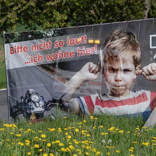 «Lärmdisplays» wegen Motorradlärm