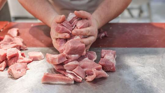 Fleischer bei der Arbeit Fleischer bei der Arbeit