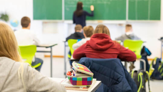 Für die Aufnahme am Gymnasium brauchten Schüler in diesem Jahr wieder eine verbindliche Grundschulempfehlung. Philipp von Ditfur Coronavirus - Weitere Schulöffnungen Baden-Württemberg