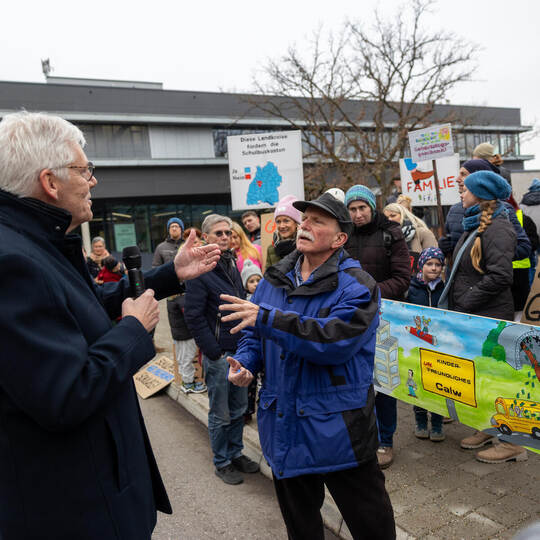 Eltern Demo Landratsamt Calw