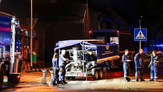 Stromausfälle sowie Keller und Straßen unter Wasser in Erftstadt Stromausfälle sowie Keller und Straßen unter Wasser in Erftstadt