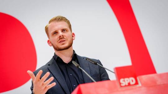 Gremiensitzungen und Statements der Bundesparteien