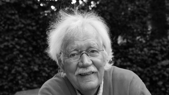 Moderatoren-Legende Carlo von Tiedemann Moderatoren-Legende Carlo von Tiedemann