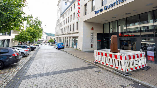 Skulptur Stele Poststraße Sparkasse