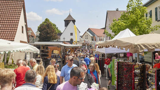 Pfingstmarkt.