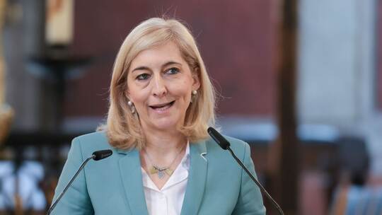 Gesundheitsministerin Warken will Maskenbericht vorlegen Gesundheitsministerin Warken will Maskenbericht vorlegen