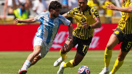 Borussia Dortmund - Ulsan HD Borussia Dortmund - Ulsan HD