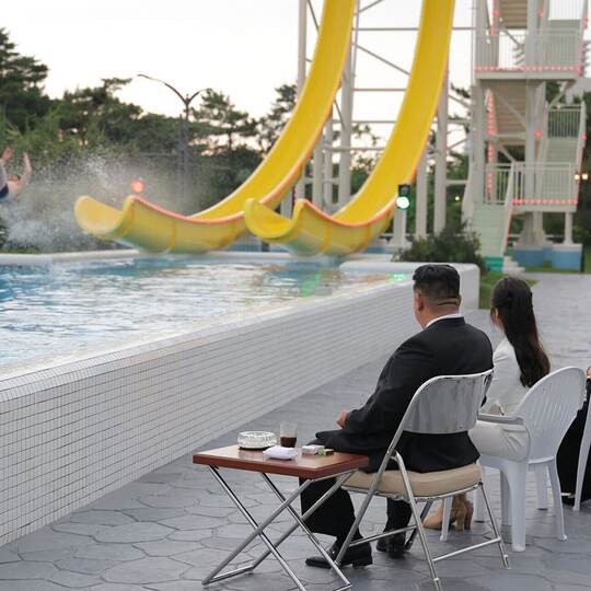 Machthaber Kim Jong Un eröffnet Touristengebiet Wonsan Kalma