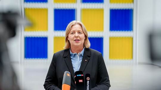 Bundesozialministerin Bas zum Rentenpaket Bundesozialministerin Bas zum Rentenpaket