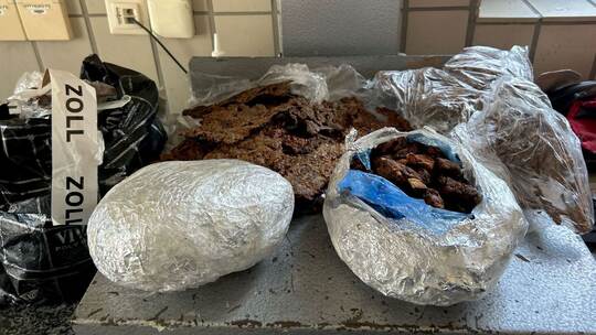 Zöllner beschlagnahmen halbtrockenes Fleisch aus Afrika