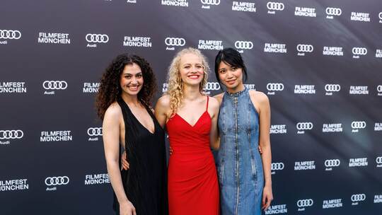 Weltpremiere der Neuauflage des Films "Mädchen Mädchen“