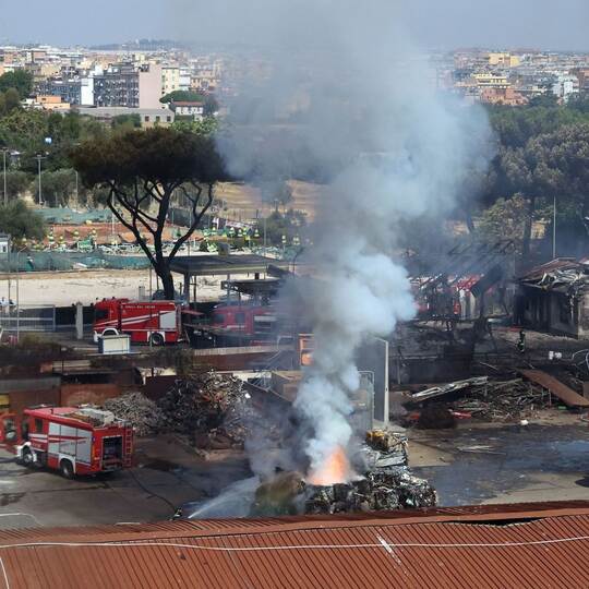 Explosion an Tankstelle in Rom - Mehrere Verletzte