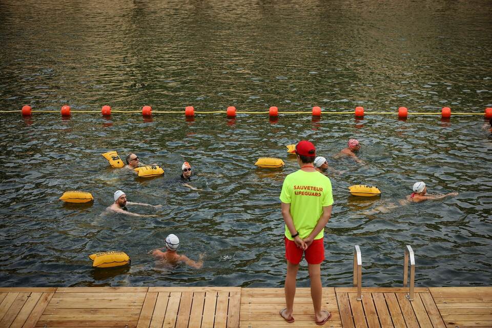 Schwimmen in der Seine Schwimmen in der Seine