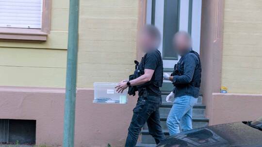 Terrorismusverdacht: Razzia in Nordrhein-Westfalen Terrorismusverdacht: Razzia in Nordrhein-Westfalen