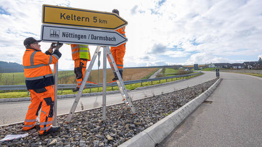Beschilderung Ortsumfahrung Nöttingen