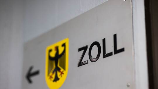 Zollkonflikt mit den USA - Grenzübergang Weil am Rhein