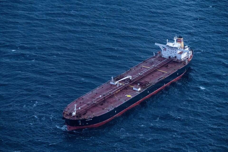 Öltanker «Eventin» vor Rügen Öltanker «Eventin» vor Rügen