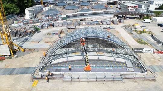 Baustelle Tiefbahnhof Stuttgart 21 - Eingangsportal Baustelle Tiefbahnhof Stuttgart 21 - Eingangsportal