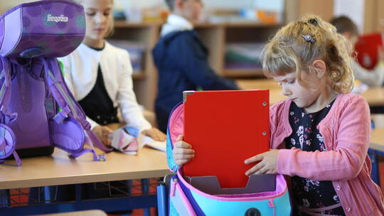 Andere Bundesländer (hier: Sachsen-Anhalt) haben mehr Ganztagsgrundschulen als Baden-Württemberg. Auch in Pforzheim besteht Nach Einschulung in Sachsen-Anhalt