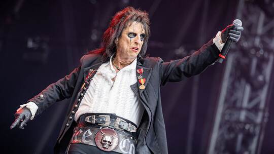 Alice Cooper über Ozzy Osbourne: «Einfach ein toller Typ» Alice Cooper über Ozzy Osbourne: «Einfach ein toller Typ»