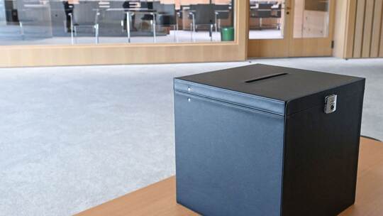 Skandal im Landtag: Hakenkreuz auf Stimmzettel geschmiert