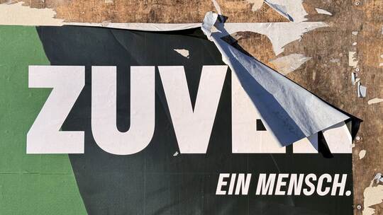 Vandalismus an Wahlplakaten Vandalismus an Wahlplakaten