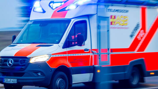 Notarzt im Blaulicht-Einsatz