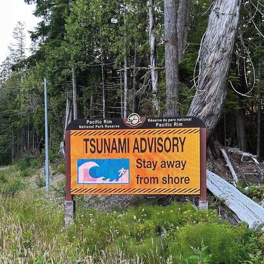 Tsunami-Alarm nach Erdbeben vor Russland - Kanada