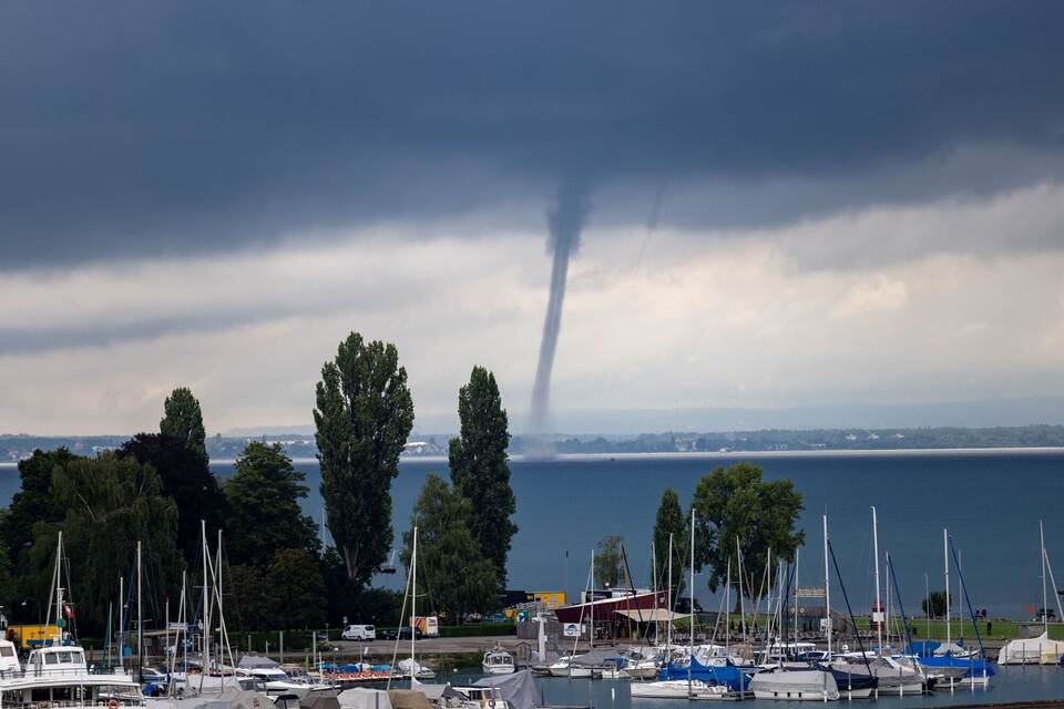Wasserhose über dem Bodensee