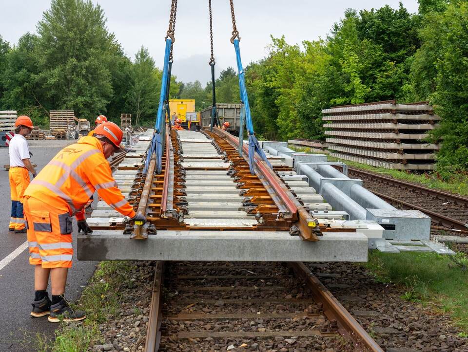 Bahnstrecken-Bau Bahnstrecken-Bau