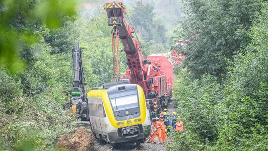 Nach dem Zugunglück in Oberschwaben Nach dem Zugunglück in Oberschwaben