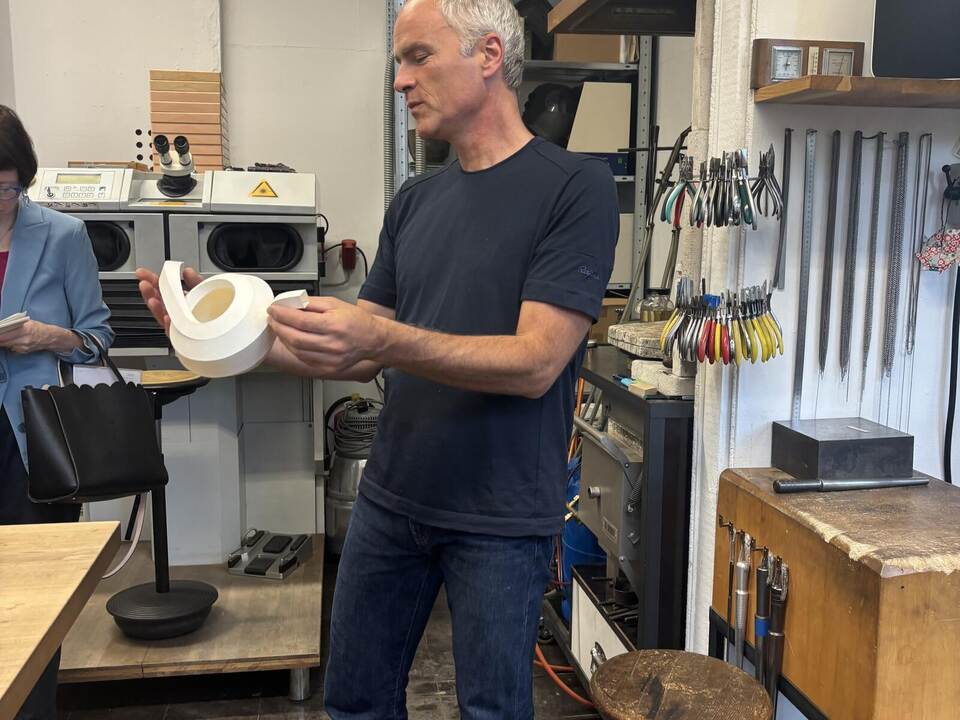 Berühmt mit Teekanne: Schmuckgestalter Oliver Schmidt