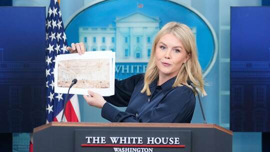 US-Pressesprecherin Leavitt stellt Bauvorhaben vor