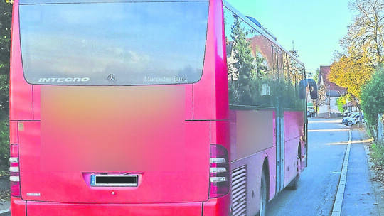 Ein Busunternehmen aus dem Kreis Calw fährt immer mehr Schüler aus Neuhausen ins Nagoldtal. Foto: Kost