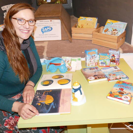Clara Unfried kennt sich mit Kinderliteratur aus und hat viele Urlaubstipps in der Stadtbibliothek Heimsheim für die Kleinen par