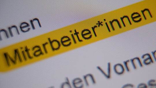 Genderstern bei «Mitarbeiter*innen» Genderstern bei «Mitarbeiter*innen»