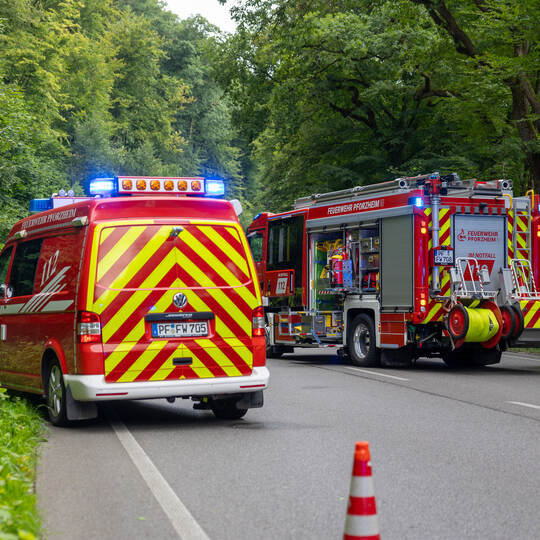 Unfall B463 Dillweißenstein Pforzheim