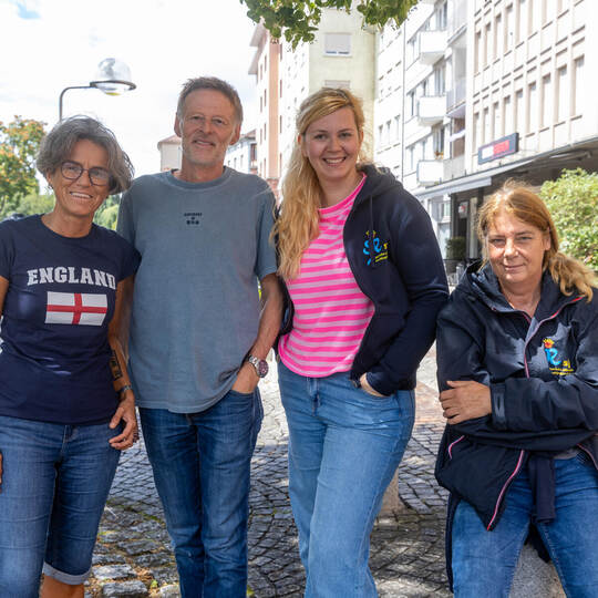Alison Bussey, Bernd Schön, Giulia Montini und Cornelia Schikora (von links) wollen Pforzheim gemeinsam zu einer attraktiveren S KI Überwachung SJR Streetwork