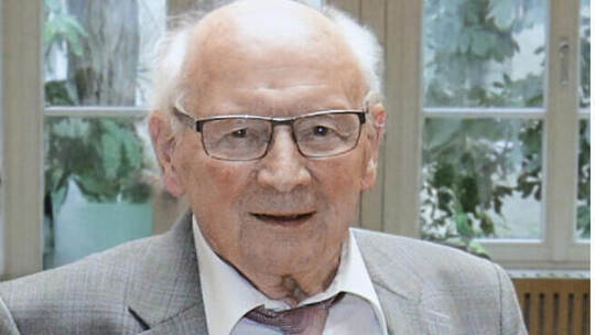 Empfang des FDP Ortsverbands Niefern-Öschelbronn/Platte zum 90. Geburtstag von Oswald Lutz im Kulturbahnhof.