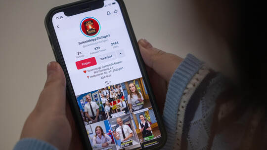 Scientology Stuttgart lädt seit knapp einem Jahr Videos auf Tiktok hoch. Scientology Stuttgart TikTok