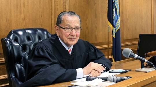 Richter Frank Caprio gestorben Richter Frank Caprio gestorben