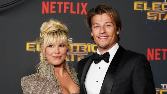 Millie Bobby Brown und Jake Bongiovi Millie Bobby Brown und Jake Bongiovi