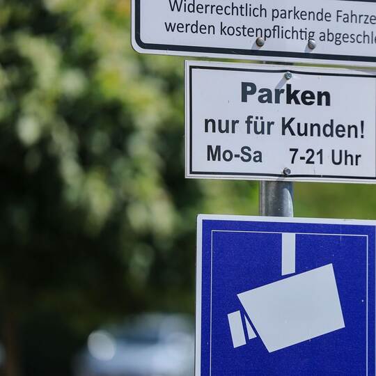 Parken mit Kennzeichenerkennung