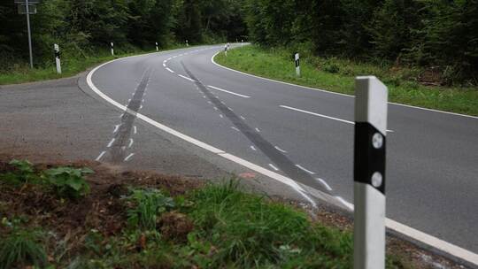 Vier Menschen sterben bei Unfall in Nordhessen