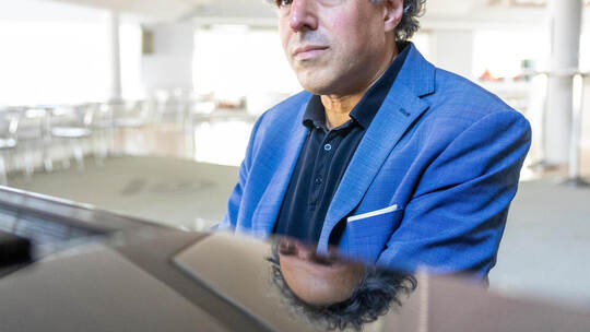 Portrait Generalmusikdirektor Daniel Imbal