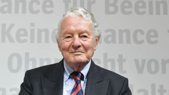 Adelsexperte Rolf Seelmann-Eggebert